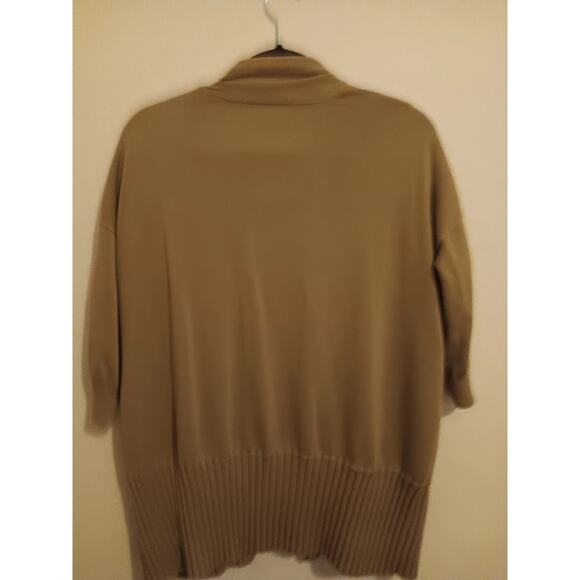 Michael Kors Sweater, Women's size medium, Short Sleeve, Beige, Shrug - Picture 2 of 6